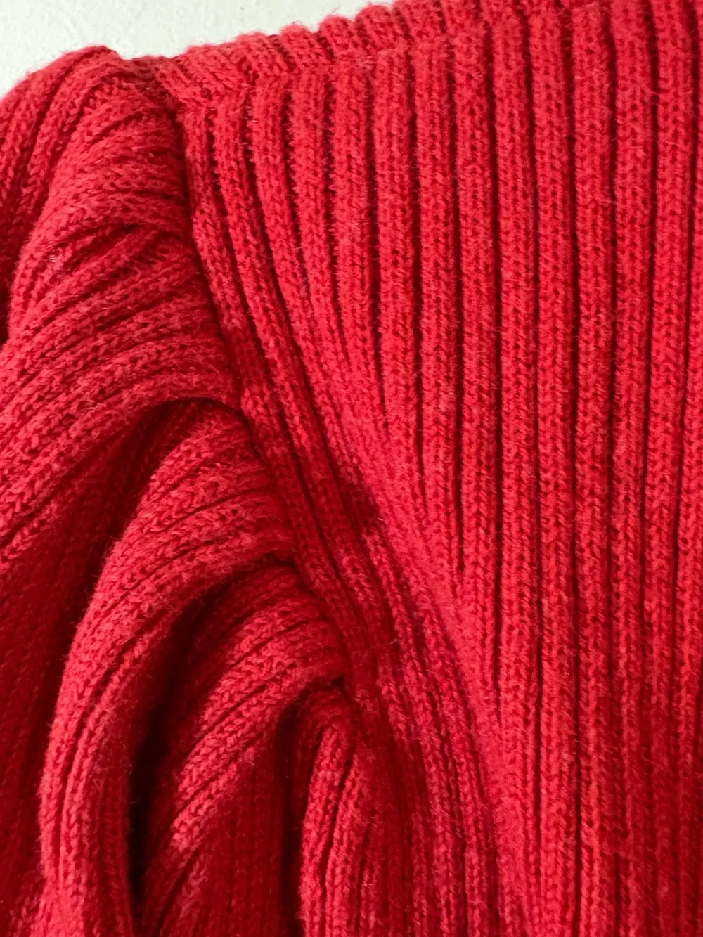 CAbi Cabaret Red Ribbed Chunky Knit Cardigan Sweater Women’s small Tie Waist